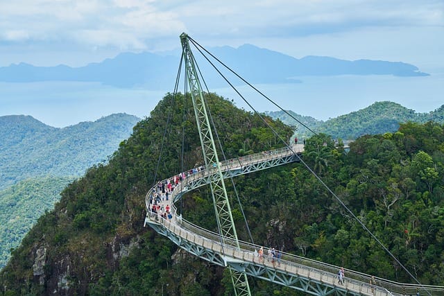 A tone of things to do in Malaysia, Langkawi Bridge
