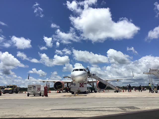 Playa del Carmen Airport : Cancun airport