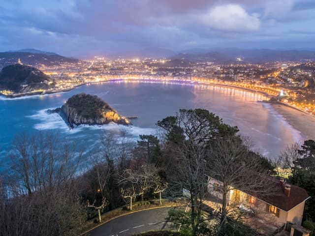 Summer in Spain San Sebastian at night