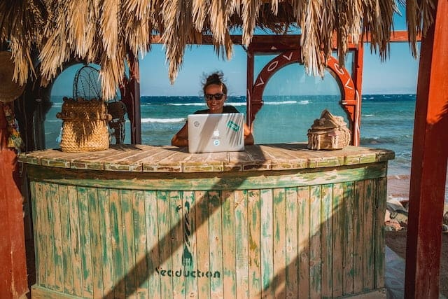 digital nomads can work from everywhere