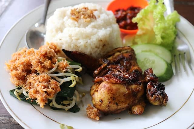 grilled chicken and rice Indonesian food