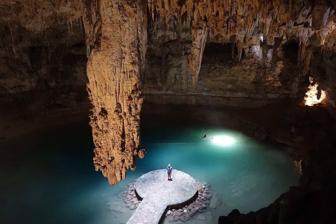 Best things to do in Cancun : Cenote Suytun